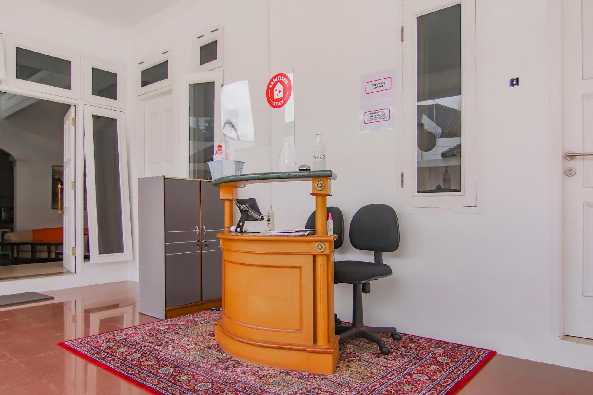 Super Oyo Capital O 90342 Kemang Garden Hotel Jakarta Ngoại thất bức ảnh