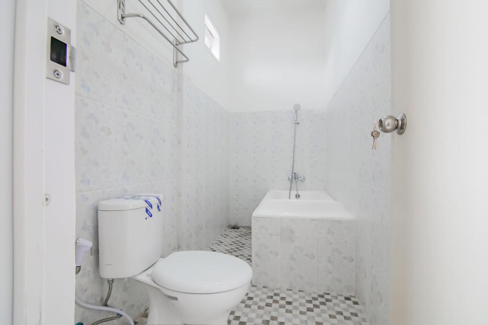 Super Oyo Capital O 90342 Kemang Garden Hotel Jakarta Ngoại thất bức ảnh