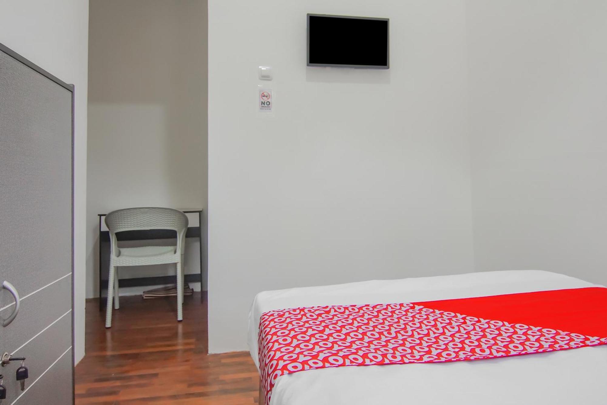 Super Oyo Capital O 90342 Kemang Garden Hotel Jakarta Ngoại thất bức ảnh